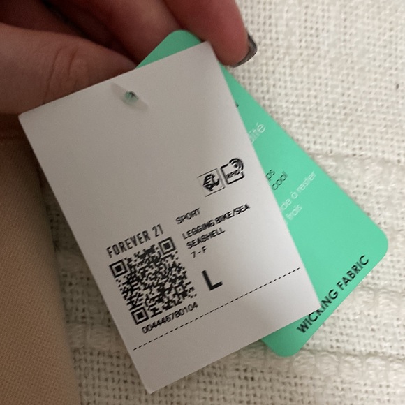 NWT forever 21 biker shorts - Picture 3 of 5